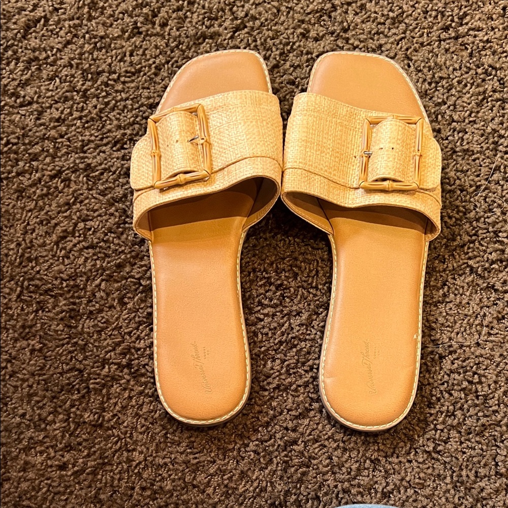 Universal Thread Tan Buckle Slide Sandals